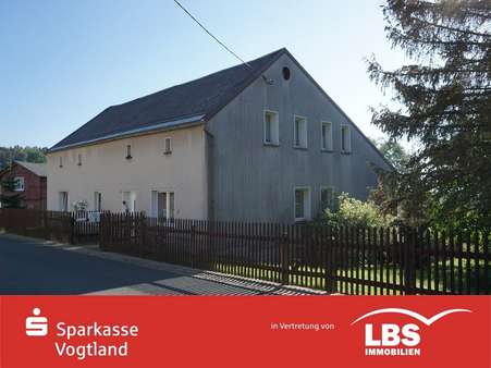 Straßenansicht - Einfamilienhaus in 08223 Werda mit 200m² kaufen