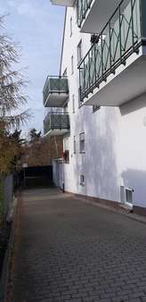 Einfahrt-Tiefgarage - Dachgeschosswohnung in 08529 Plauen mit 69m² kaufen