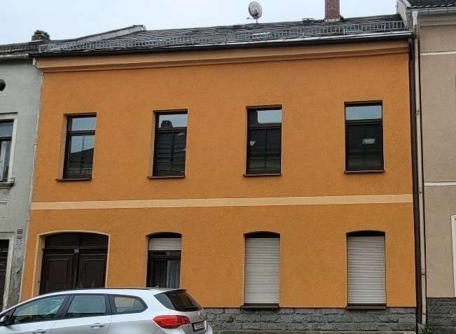 Straßenansicht Haus - Reihenmittelhaus in 08606 Oelsnitz mit 120m² kaufen