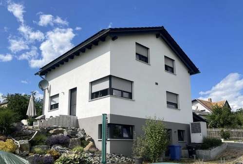 Referenzobjekt des Bauträgers - Einfamilienhaus in 08223 Falkenstein mit 120m² kaufen