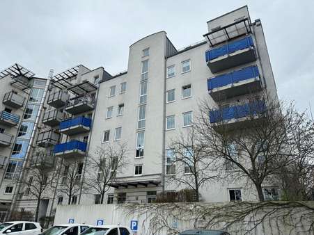 Hinteransicht - Dachgeschosswohnung in 08525 Plauen mit 221m² als Kapitalanlage kaufen