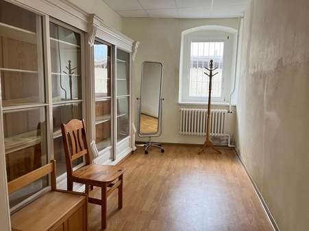 null - Mehrfamilienhaus in 04668 Grimma mit 134m² kaufen