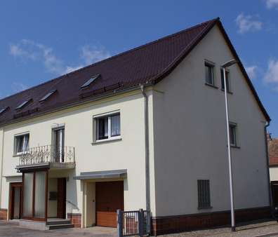 Straßenansicht - Doppelhaushälfte in 02694 Großdubrau mit 125m² kaufen