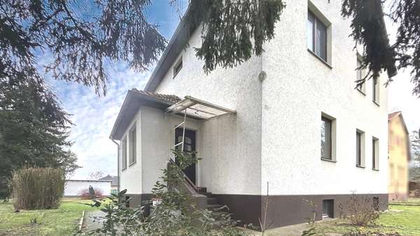 Aussenansicht - Zweifamilienhaus in 15370 Petershagen mit 145m² kaufen
