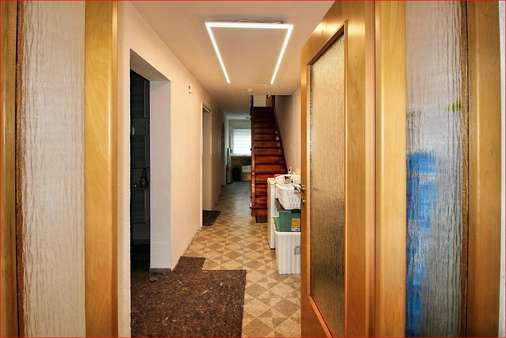 Flur EG - Einfamilienhaus in 89608 Griesingen mit 105m² kaufen