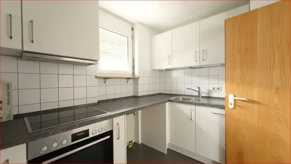 **Moderne 3-Zimmer-Wohnung mit Balkon, TG-Stellplatz in zentraler Lage in Biberach**