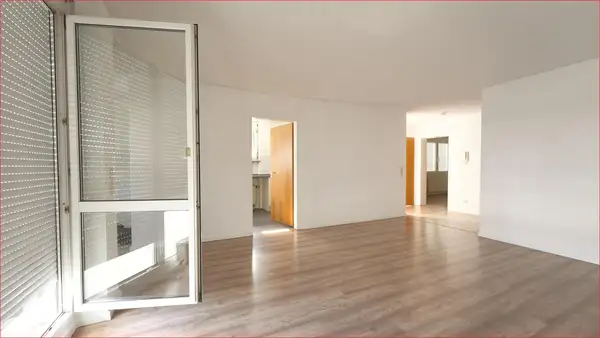 **Moderne 3-Zimmer-Wohnung mit Balkon, TG-Stellplatz in zentraler Lage in Biberach**