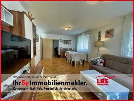 Wohnzimmer EG - Zweifamilienhaus in 88477 Schwendi mit 166m² kaufen