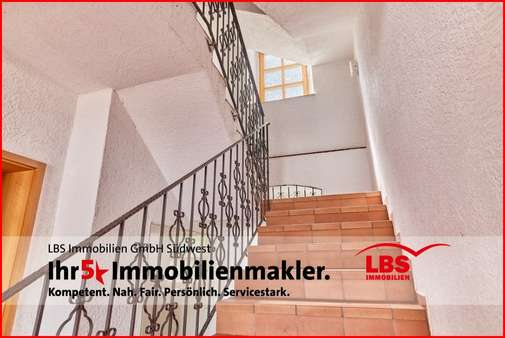 Treppenhaus - Mehrfamilienhaus in 67821 Alsenz mit 586m² kaufen
