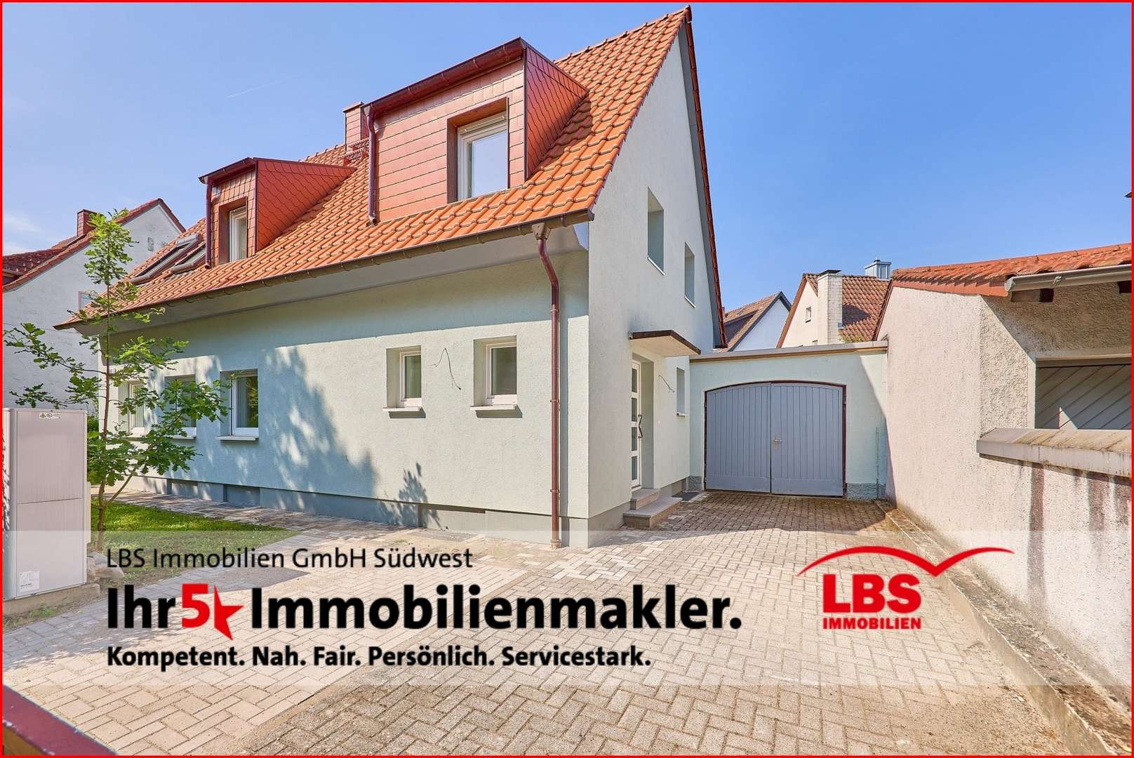 Seitenansicht, Parkmöglichkeiten im Vordergrund - Einfamilienhaus in 67549 Worms mit 110m² kaufen