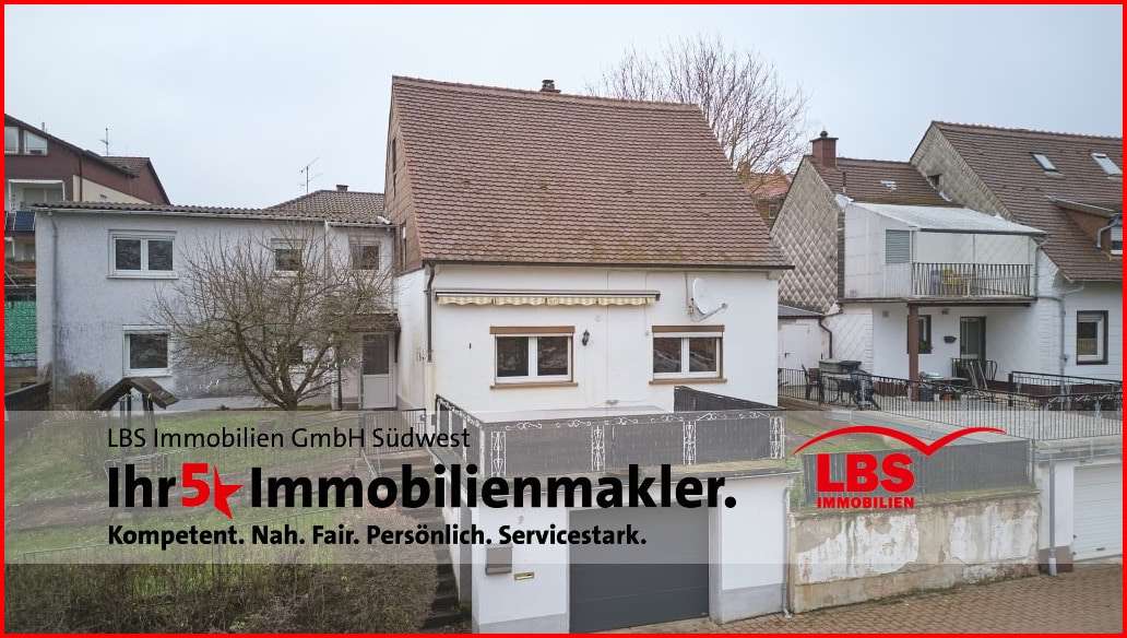 Front gesamt Ansicht m. Garage - Einfamilienhaus in 67697 Otterberg mit 101m² kaufen