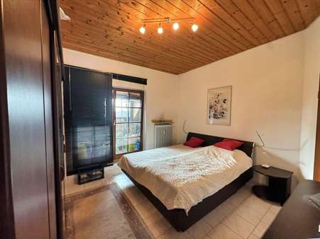 Schlafzimmer - Dachgeschosswohnung in 79576 Weil am Rhein mit 57m² kaufen
