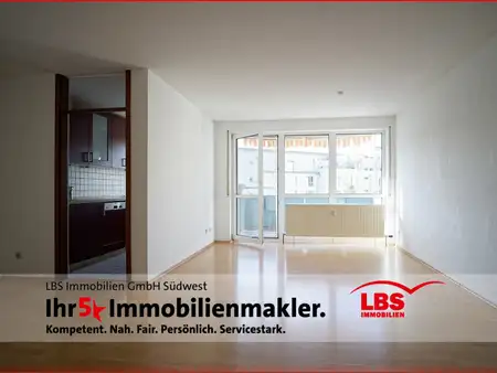 Helle Maisonette-City-Wohnung mit Balkon und Tiefgarage