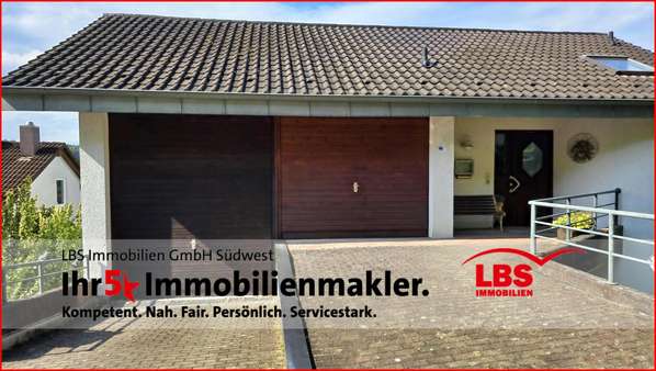 Ansicht - Etagenwohnung in 75236 Kämpfelbach mit 145m² kaufen