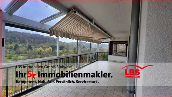 Terrasse - Etagenwohnung in 75236 Kämpfelbach mit 145m² kaufen