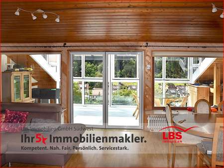 Wohnzimmer - Doppelhaushälfte in 75323 Bad Wildbad mit 240m² kaufen