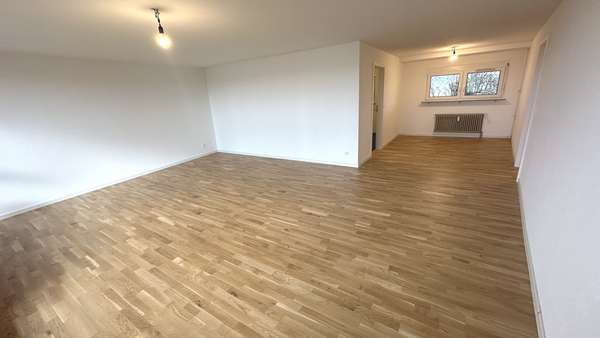 Wohn - / Essbereich Bild 2 - Etagenwohnung in 71032 Böblingen mit 100m² kaufen