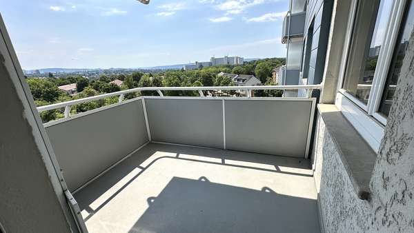 Balkon - Etagenwohnung in 70378 Stuttgart mit 70m² kaufen