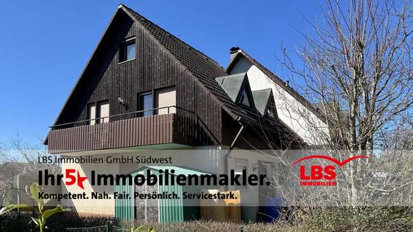 Ansicht vom Nachbarn - Doppelhaushälfte in 72226 Simmersfeld mit 99m² kaufen