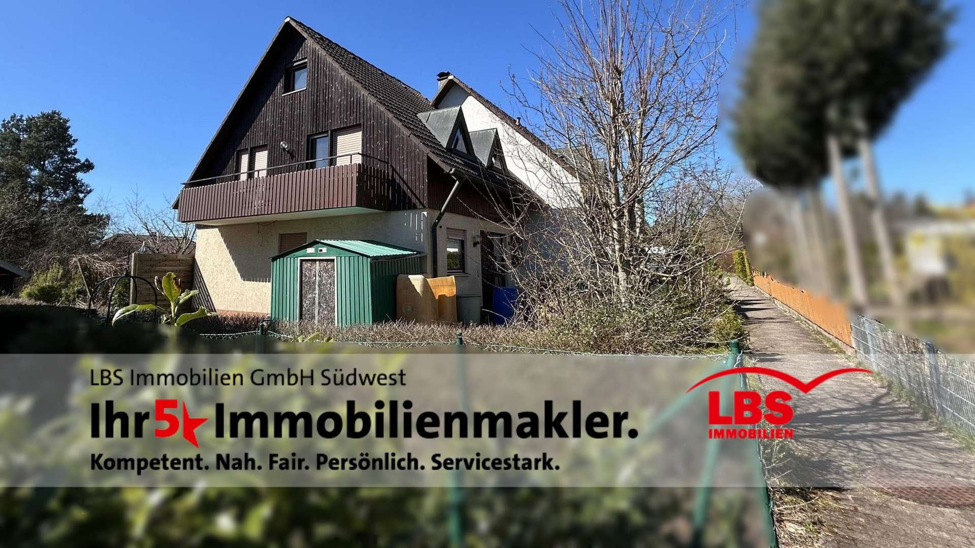 Ansicht vom Nachbarn - Doppelhaushälfte in 72226 Simmersfeld mit 99m² kaufen