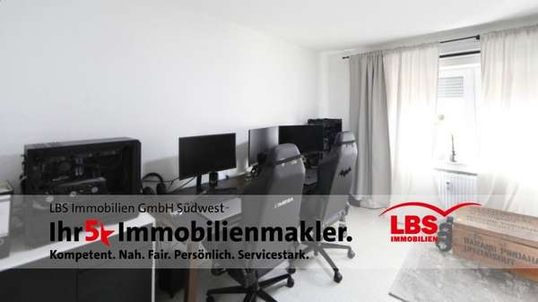 Arbeitszimmer Arbeitszimmer - Etagenwohnung in 72213 Altensteig mit 98m² kaufen
