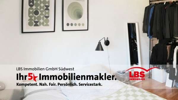 Schlafzimmer Schlafzimmer - Etagenwohnung in 72213 Altensteig mit 98m² kaufen