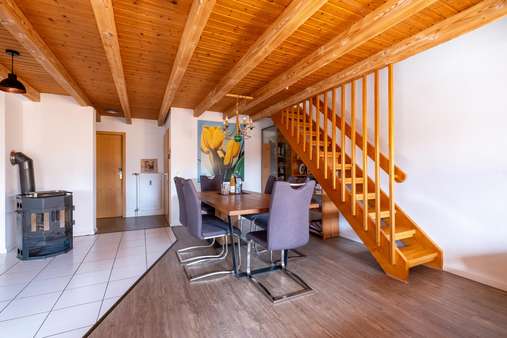 Essen/Wohnen - Dachgeschosswohnung in 88276 Berg mit 81m² kaufen