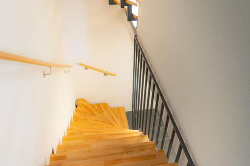 Kellerabgang - Reihenmittelhaus in 73240 Wendlingen mit 116m² kaufen