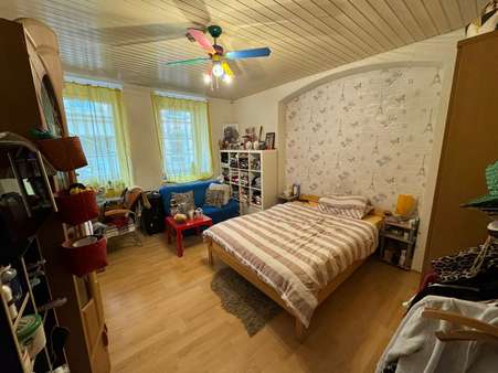 Schlafzimmer 2 - Erdgeschosswohnung in 70178 Stuttgart mit 75m² kaufen