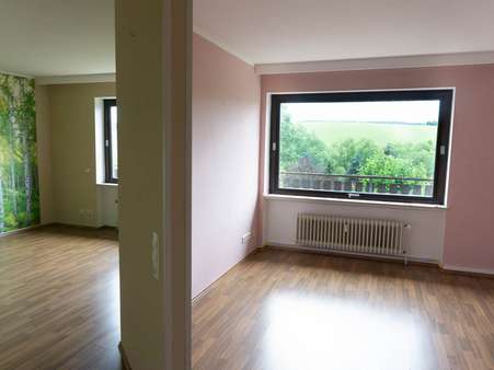 Bild-2 - Wohnung in 65529 Waldems mit 183m² kaufen