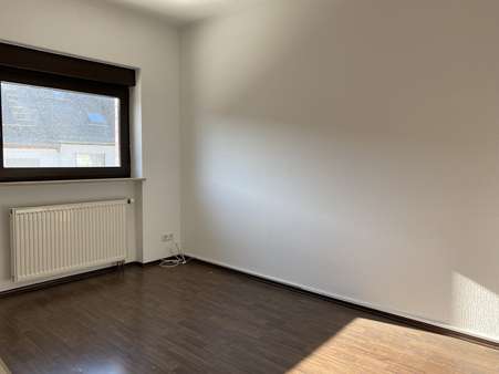 Kinderzimmer 1.JPEG - Reihenmittelhaus in 65197 Wiesbaden mit 85m² kaufen