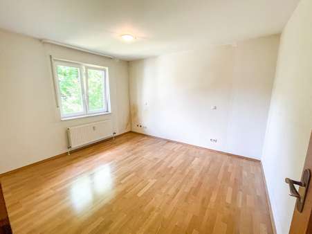 Schlafen Schlafen - Etagenwohnung in 65187 Wiesbaden mit 102m² kaufen