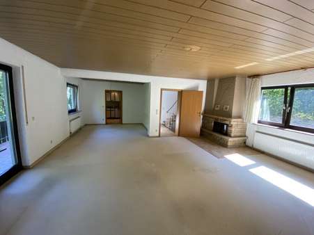 Wohnen.JPG Wohnen.JPG - Einfamilienhaus in 65388 Schlangenbad mit 177m² kaufen