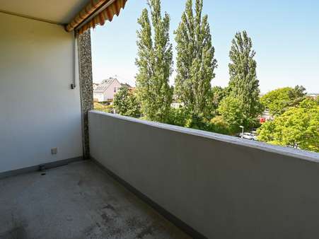 Loggia Loggia - Wohnung in 65205 Wiesbaden mit 121m² kaufen