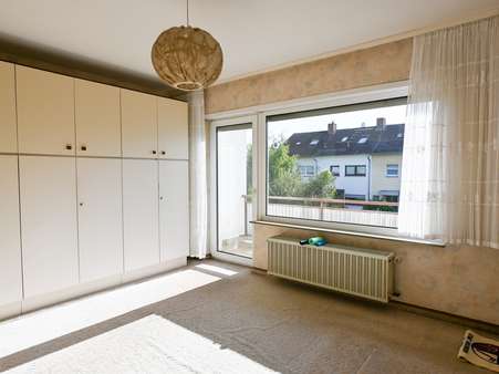 Schlafen Schlafen - Einfamilienhaus in 65239 Hochheim am Main mit 95m² kaufen