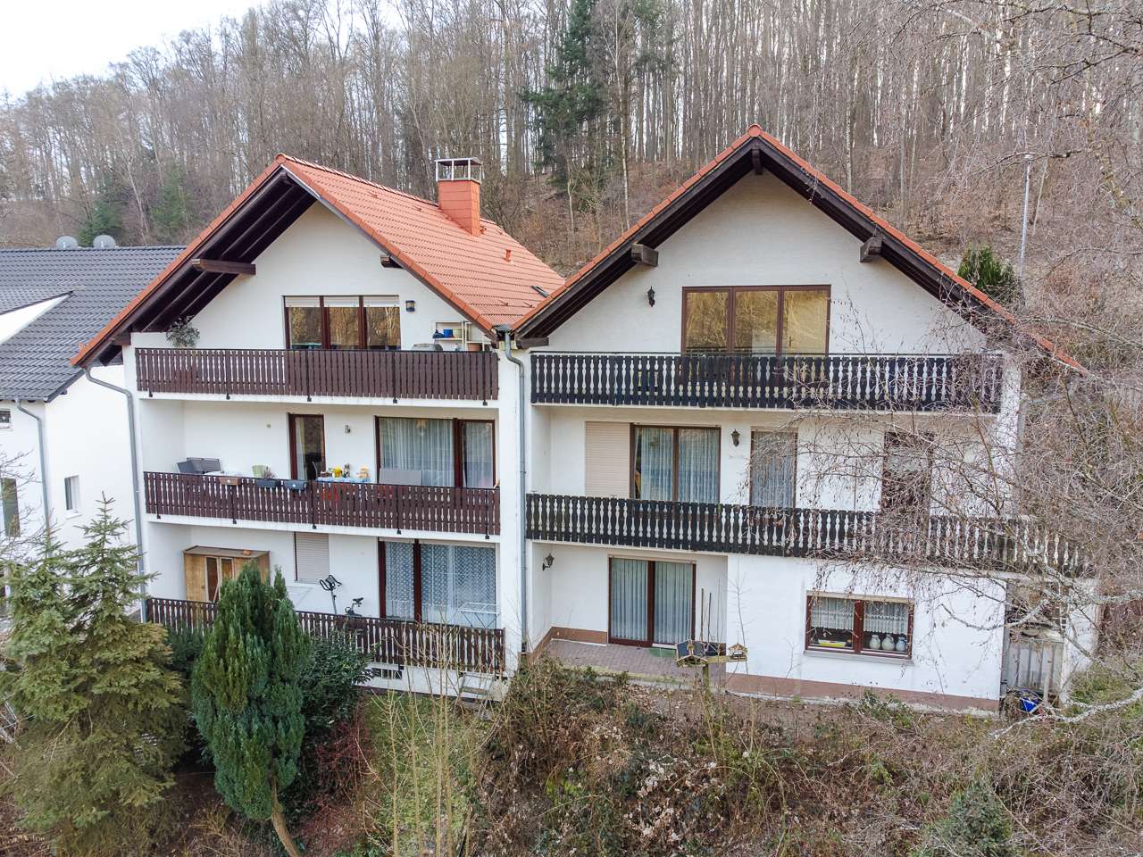 Titelbild - Doppelhaushälfte in 65527 Niedernhausen mit 192m² günstig kaufen