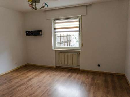 Bild-3 - Einfamilienhaus in 65207 Wiesbaden mit 100m² günstig kaufen
