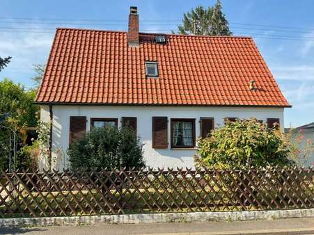Ansicht - Einfamilienhaus in 65189 Wiesbaden mit 101m² kaufen