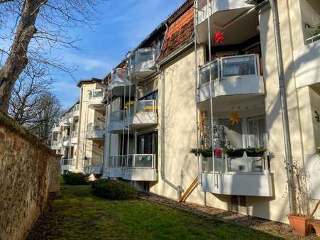 Balkon - Erdgeschosswohnung in 65203 Wiesbaden mit 34m² kaufen