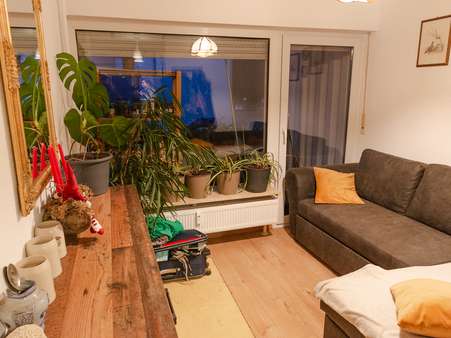 Wohnen und Essen - Etagenwohnung in 65232 Taunusstein mit 92m² kaufen