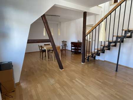 Wohnen / Essen - Dachgeschosswohnung in 65191 Wiesbaden mit 83m² kaufen