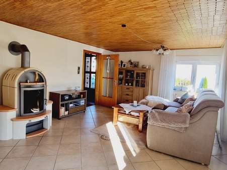 Wohnzimmer - Einfamilienhaus in 56459 Härtlingen mit 120m² kaufen