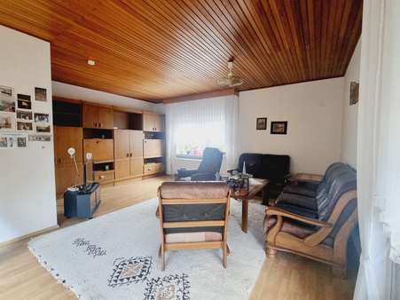 Wohnbereich Wohnbereich - Bungalow in 35759 Waldaubach mit 151m² kaufen