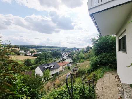 Fernsicht - Haus in 65618 Eisenbach mit 366m² kaufen