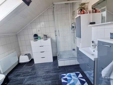 Bad OG.JPG - Einfamilienhaus in 56479 Stein-Neukirch mit 145m² kaufen