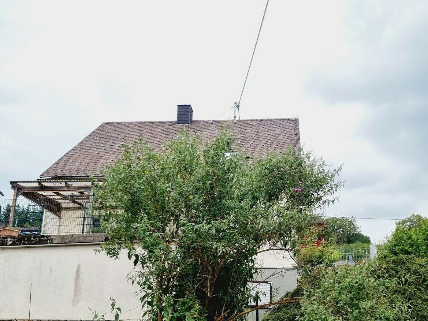 Seitenansicht - Einfamilienhaus in 56459 Brandscheid mit 160m² kaufen