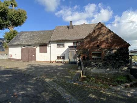Haus und Nebengebäude - Bauernhaus in 56459 Härtlingen mit 120m² kaufen