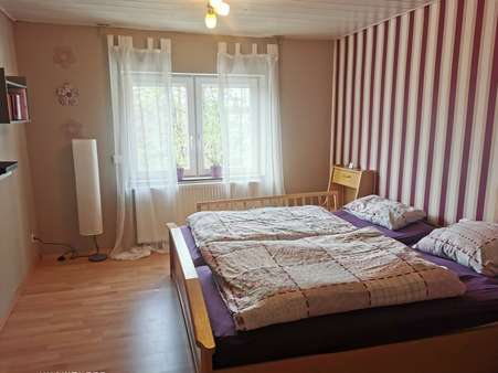 Schlafzimmer - Einfamilienhaus in 56269 Marienhausen mit 140m² kaufen