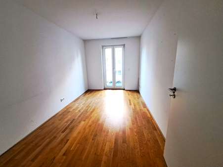 Kinder- / Arbeistzimmer 1 - Wohnung in 60326 Frankfurt mit 124m² kaufen