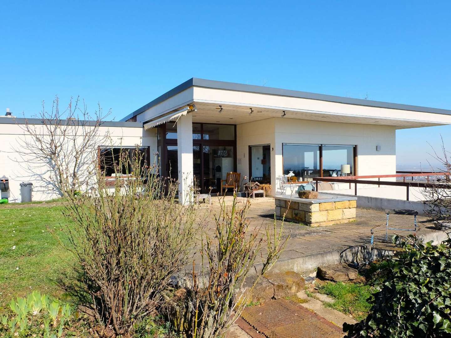 Terrasse EG Terrasse EG - Villa in 67271 Battenberg mit 280m² kaufen